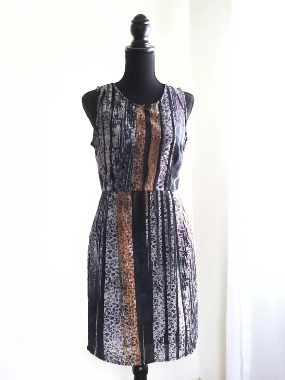 Japna medium multicolor pattern print abstract sheath dress